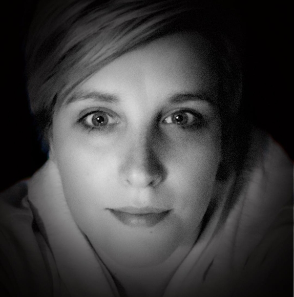 Meet your Posher, Miranda - Picture 1 of 1